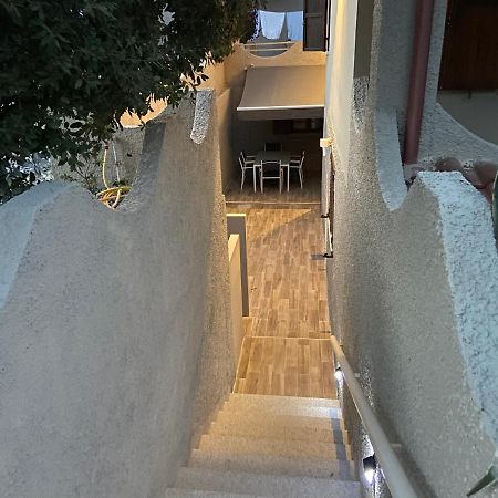 Vila Casa Teresa Porto Pino Exteriér fotografie