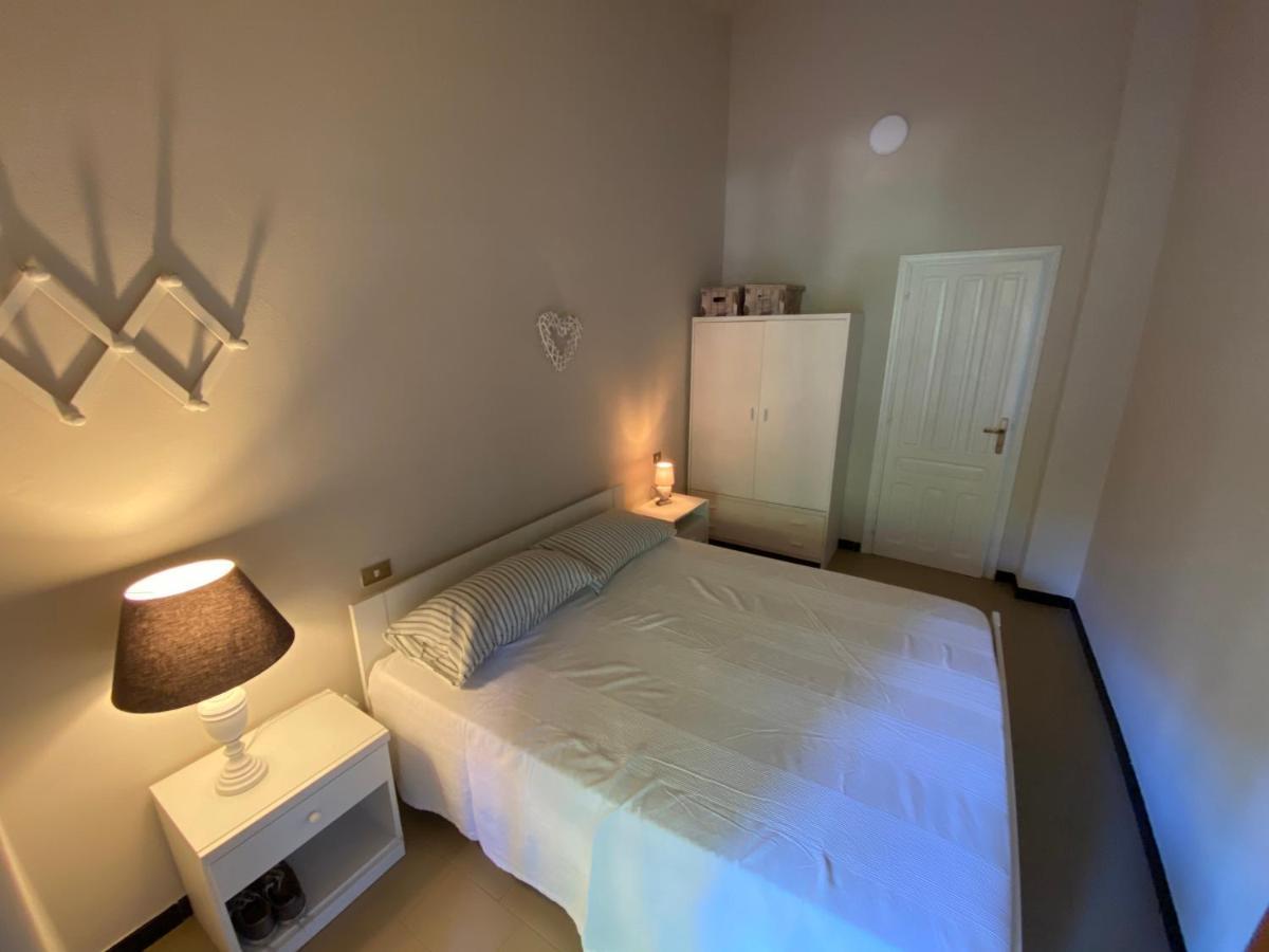 Vila Casa Teresa Porto Pino Exteriér fotografie