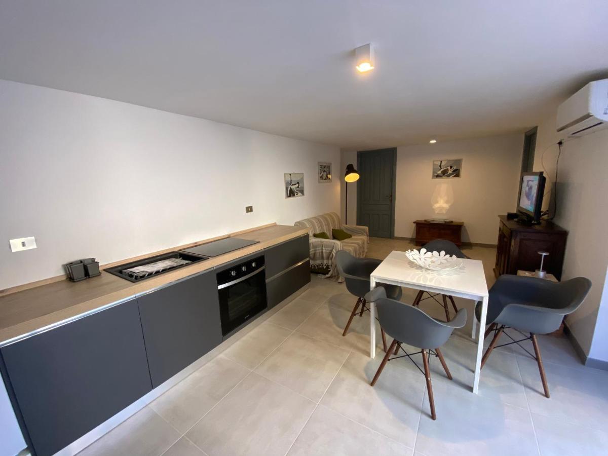 Vila Casa Teresa Porto Pino Exteriér fotografie
