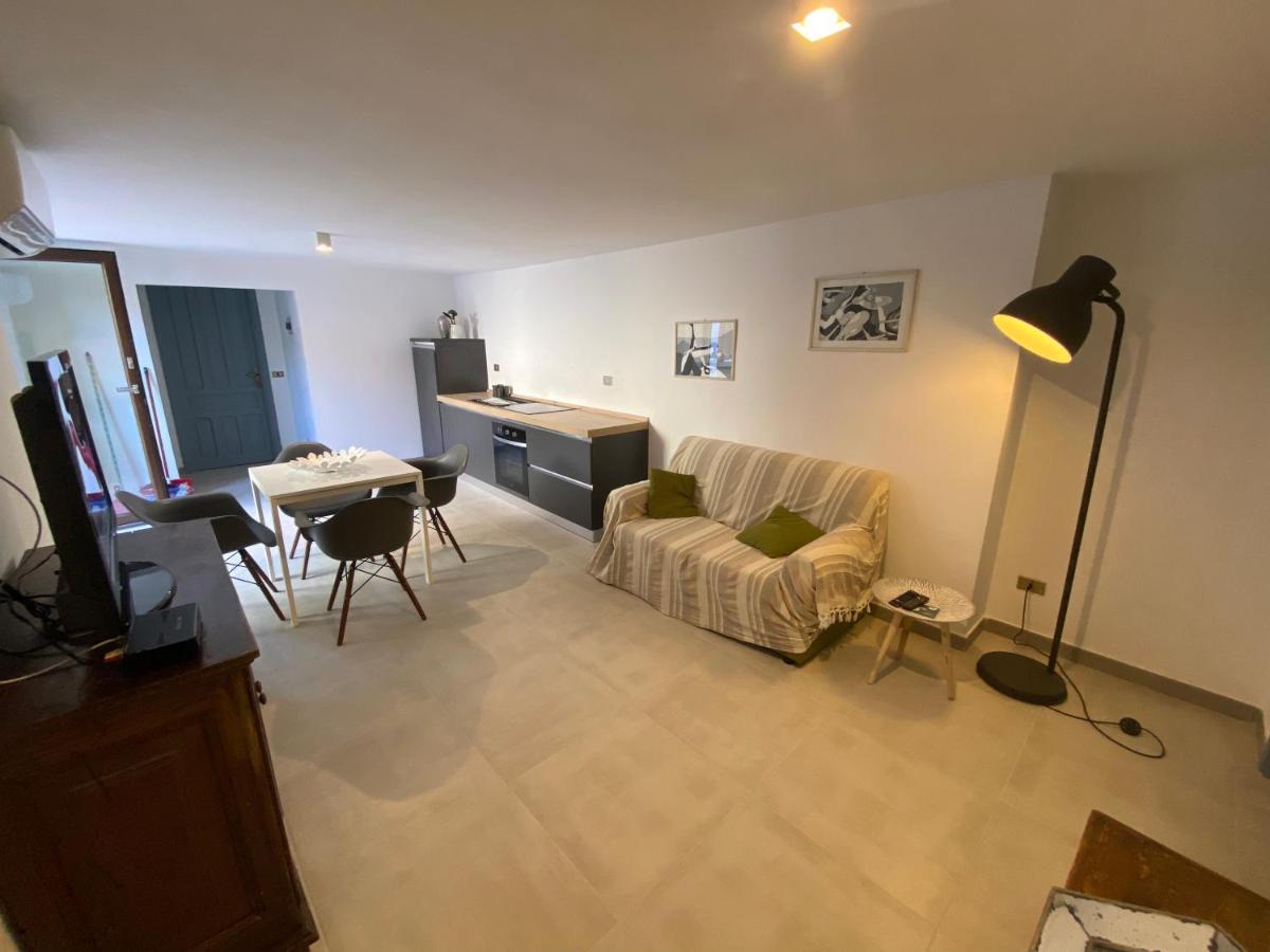 Vila Casa Teresa Porto Pino Exteriér fotografie