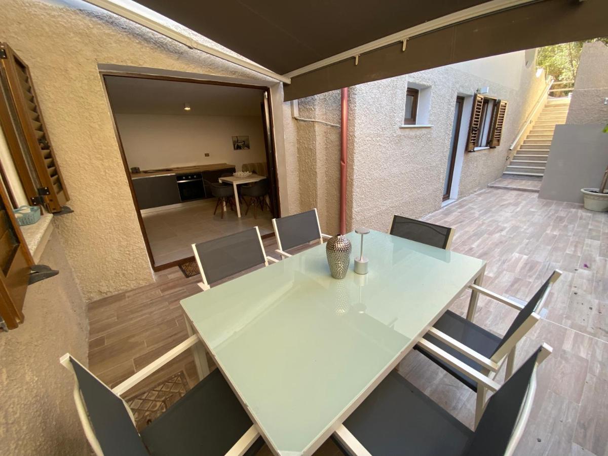 Vila Casa Teresa Porto Pino Exteriér fotografie